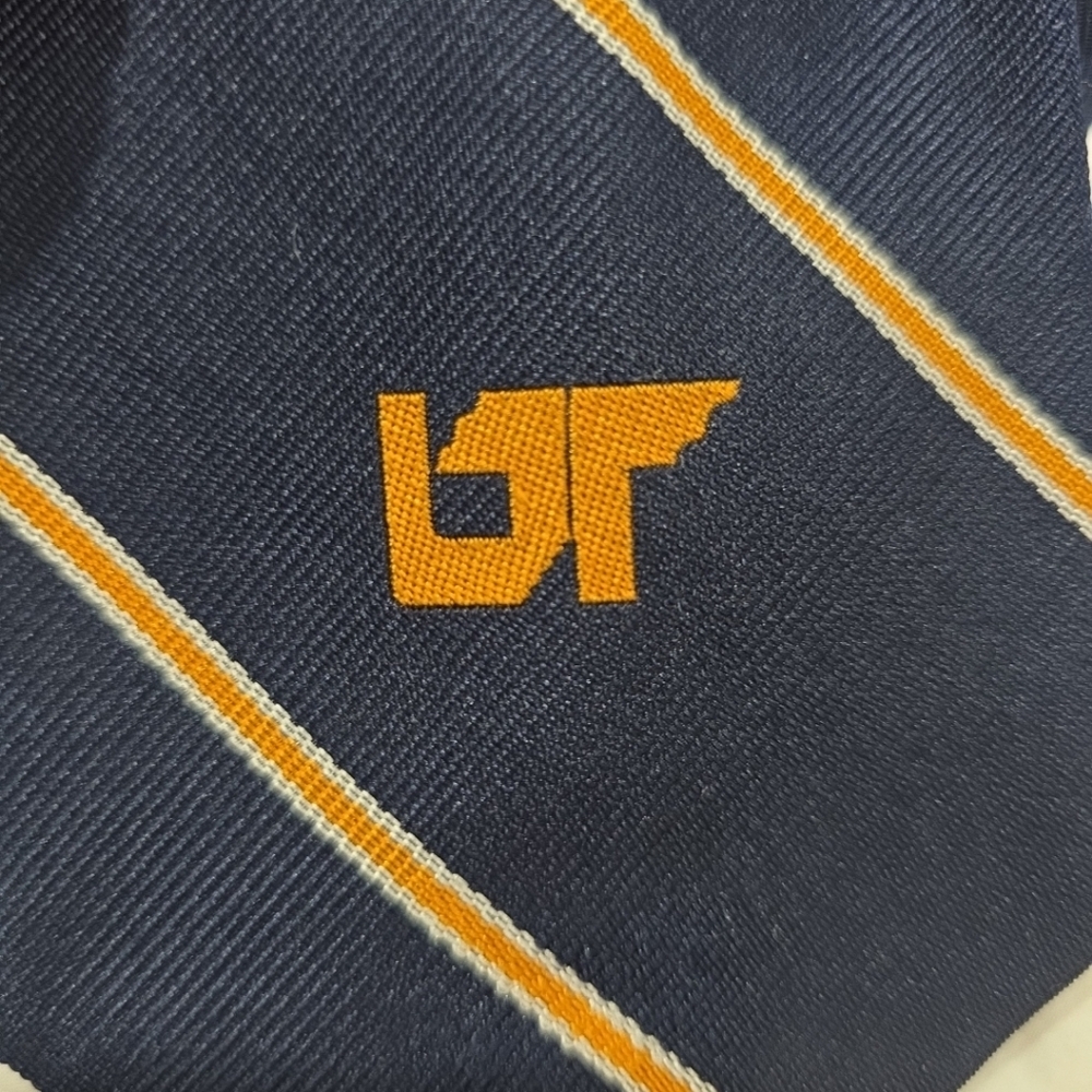 Vintage UT WM CHELSEA TIE Navy Blue Orange Embroidered UT Vols TN Football Fan